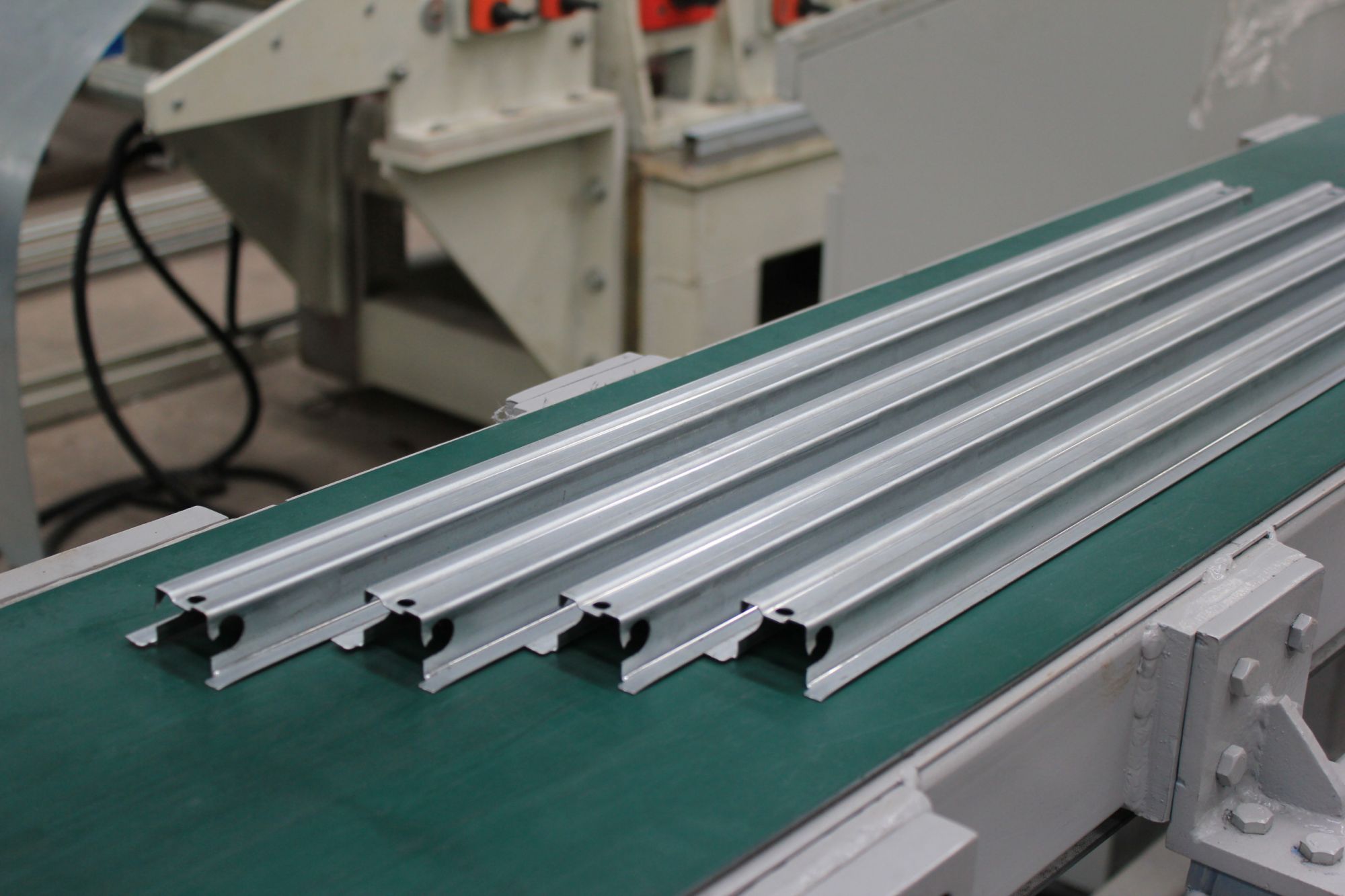 Shelf Bracing Roll Forming Line